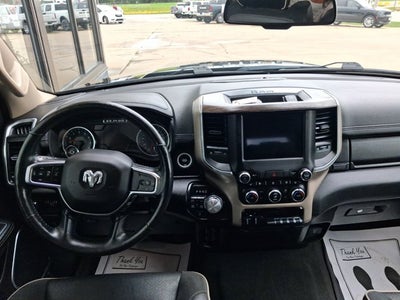 2020 RAM 1500 Laramie Crew Cab 4x4 5'7' Box