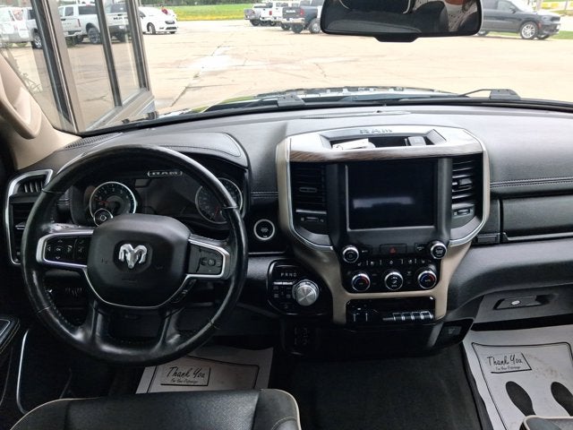 2020 RAM 1500 Laramie Crew Cab 4x4 5'7' Box