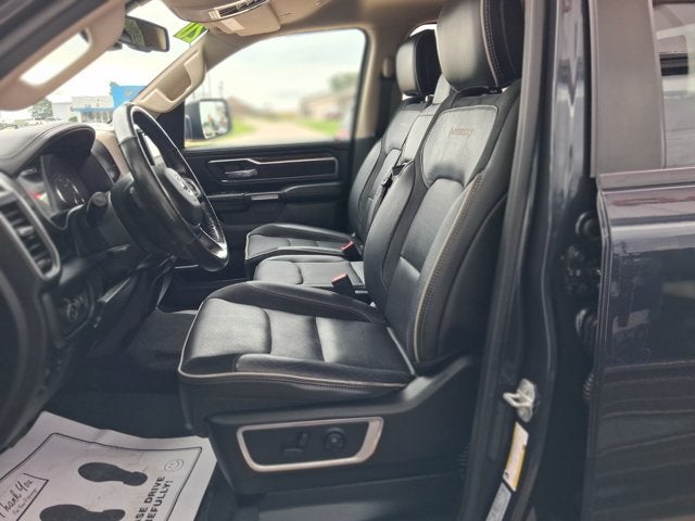 2020 RAM 1500 Laramie Crew Cab 4x4 5'7' Box