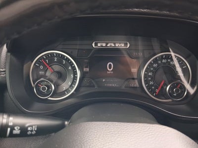 2020 RAM 1500 Laramie Crew Cab 4x4 5'7' Box