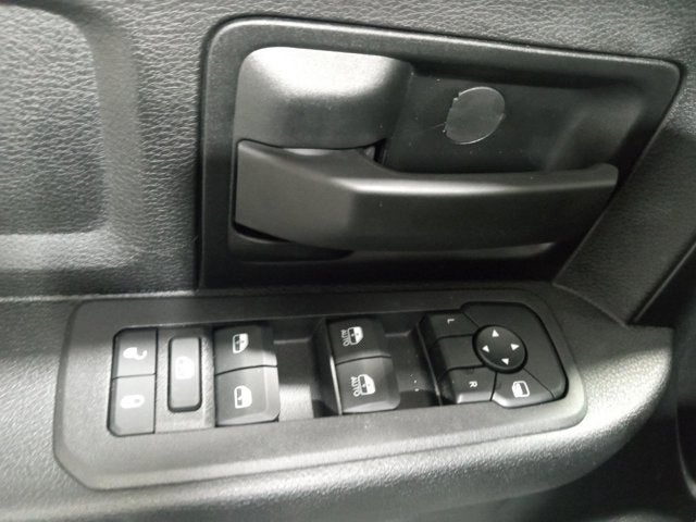 2026 RAM Ram 3500 RAM 3500 TRADESMAN CREW CAB 4X4 6'4' BOX