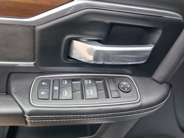 2022 RAM 3500 Laramie Crew Cab 4x4 6'4' Box