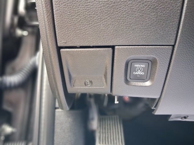 2022 RAM 3500 Laramie Crew Cab 4x4 6'4' Box