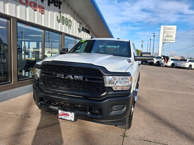2022 RAM 2500 Tradesman Regular Cab 4x4 8' Box