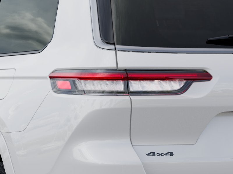 2027 Jeep Grand Cherokee GRAND CHEROKEE L LIMITED RESERVE 4X4